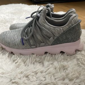 Sorel gray and lavender kinetic sneakers size 7